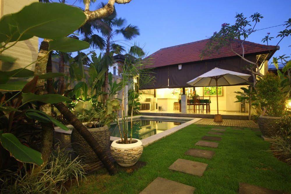 Kubal Villa Seminyak (Bali)