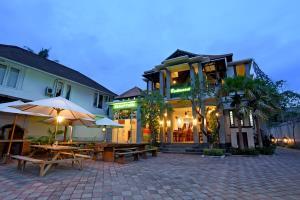 Kubal Villa *